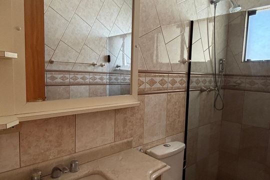 Banheiro de casa para alugar com 5 quartos, 343m² em Vila Marina, Santo André