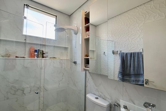 Apartamento à venda com 2 quartos, 60m² em Nova Cachoeirinha, Belo Horizonte