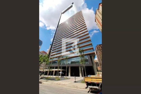 Fachada de kitnet/studio para alugar com 1 quarto, 50m² em Vila Olímpia, São Paulo