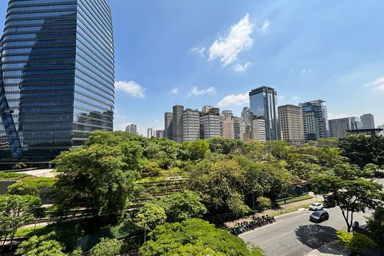 Vista de kitnet/studio para alugar com 1 quarto, 50m² em Vila Olímpia, São Paulo