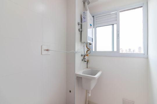 Área de Serviço de apartamento para alugar com 2 quartos, 40m² em Parada Inglesa, São Paulo