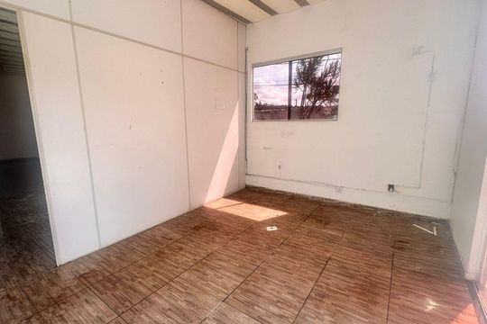 Casa para alugar com 3 quartos, 180m² em Colonial, Contagem