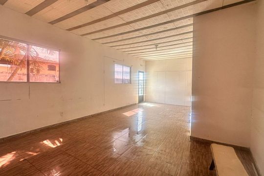 Casa para alugar com 3 quartos, 180m² em Colonial, Contagem