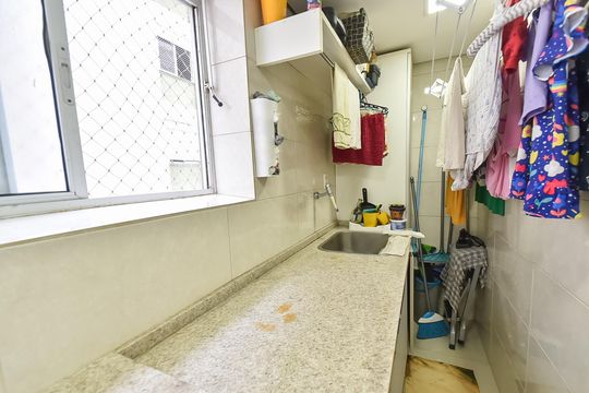Área de serviço de apartamento para alugar com 3 quartos, 88m² em Vila Mariana, São Paulo