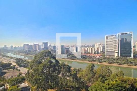 Apartamento à venda com 4 quartos, 250m² em Jardim Fonte do Morumbi, São Paulo