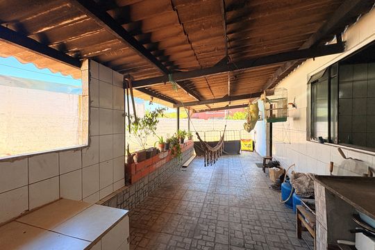 Área externa  de casa para alugar com 3 quartos, 780m² em Jardim das Tulipas, Jundiaí