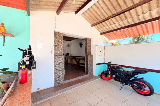 Área externa  de casa para alugar com 3 quartos, 780m² em Jardim das Tulipas, Jundiaí