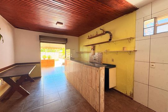 Área externa  de casa para alugar com 3 quartos, 780m² em Jardim das Tulipas, Jundiaí