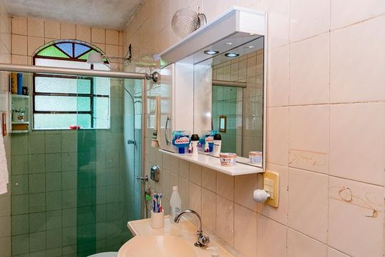 Banheiro da Suíte de casa à venda com 3 quartos, 600m² em Palmeiras, Belo Horizonte