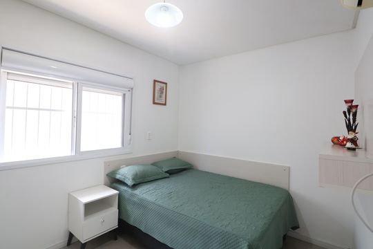 Quarto 1 de casa à venda com 5 quartos, 233m² em Estância Velha, Canoas