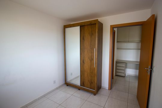 Apartamento à venda com 1 quarto, 80m² em Samambaia, Brasília