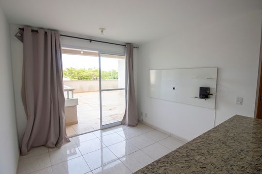 Apartamento à venda com 1 quarto, 80m² em Samambaia, Brasília