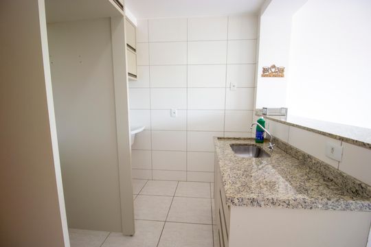 Apartamento à venda com 1 quarto, 80m² em Samambaia, Brasília