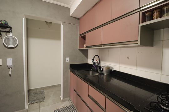 Cozinha de apartamento à venda com 2 quartos, 64m² em Vila Nova Jundiainopolis, Jundiaí