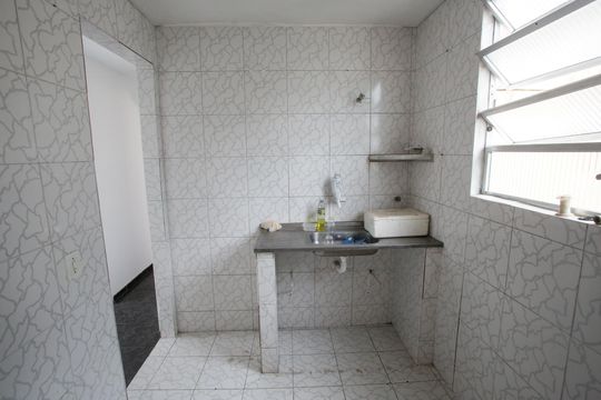 Cozinha de apartamento à venda com 2 quartos, 60m² em Taquara, Rio de Janeiro