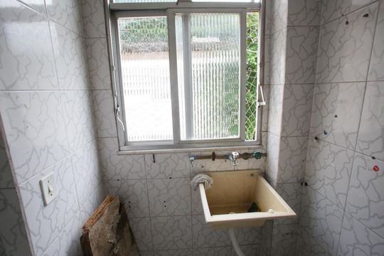 Área de serviço de apartamento à venda com 2 quartos, 60m² em Taquara, Rio de Janeiro