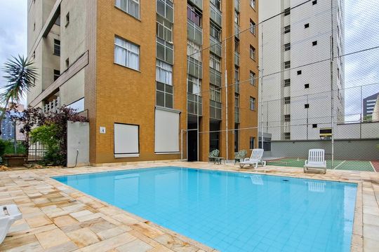 Área comum - Piscina de apartamento à venda com 4 quartos, 206m² em Funcionários, Belo Horizonte