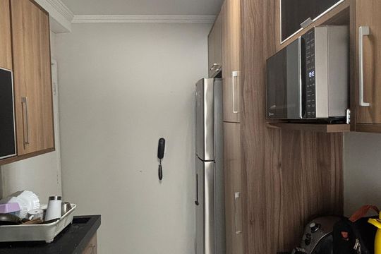 Cozinha de apartamento à venda com 2 quartos, 52m² em Parque Erasmo Assunção, Santo André