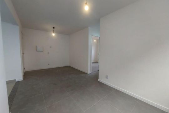 Apartamento para alugar com 2 quartos, 60m² em Jardim Sabará, Porto Alegre