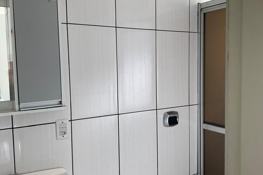 Kitnet/Studio à venda com 1 quarto, 30m² em Centro Histórico, Porto Alegre