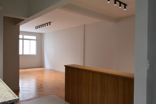 Cozinha de apartamento à venda com 3 quartos, 104m² em Pinheiros, São Paulo