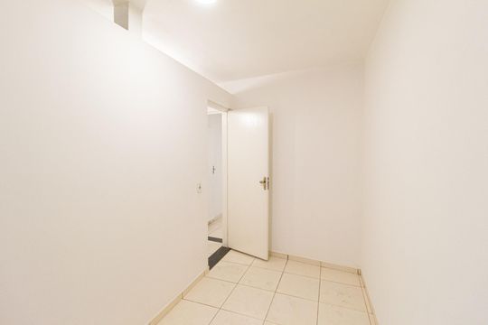 Quarto 1 de casa à venda com 5 quartos, 250m² em Vila Veloso, Carapicuíba