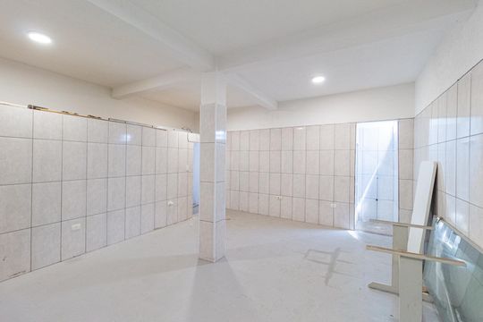 Área comum de casa à venda com 5 quartos, 250m² em Vila Veloso, Carapicuíba