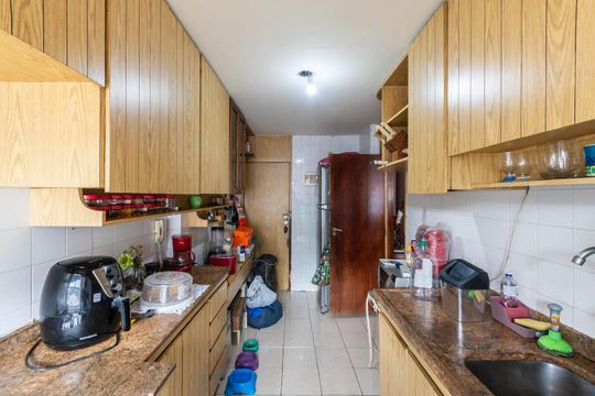 Cozinha de apartamento à venda com 3 quartos, 120m² em Grajaú, Rio de Janeiro