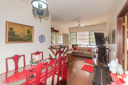 Sala de apartamento à venda com 3 quartos, 120m² em Grajaú, Rio de Janeiro