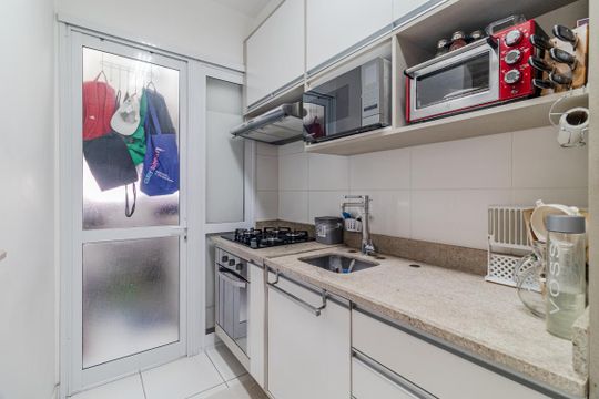 Cozinha de apartamento para alugar com 3 quartos, 89m² em Pinheiros, São Paulo
