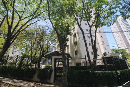 Fachada de apartamento à venda com 3 quartos, 74m² em Vila Sofia, São Paulo