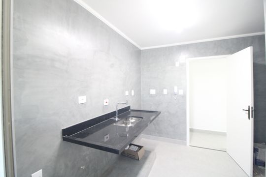 Cozinha de apartamento à venda com 3 quartos, 74m² em Vila Sofia, São Paulo