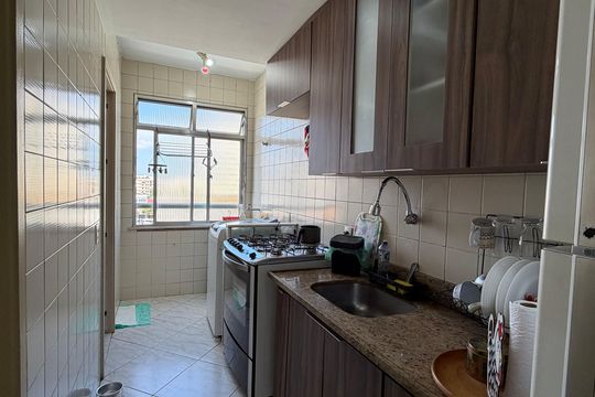 Cozinha de apartamento à venda com 2 quartos, 73m² em Taquara, Rio de Janeiro