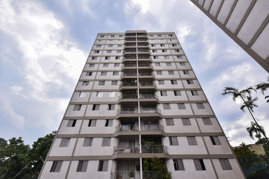 Fachada de apartamento à venda com 3 quartos, 90m² em Vila Sonia, São Paulo