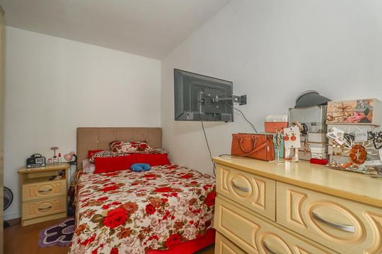 Quarto de apartamento para alugar com 2 quartos, 50m² em Parque Santa Fé, Porto Alegre