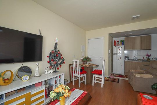 Sala de apartamento para alugar com 2 quartos, 50m² em Parque Santa Fé, Porto Alegre