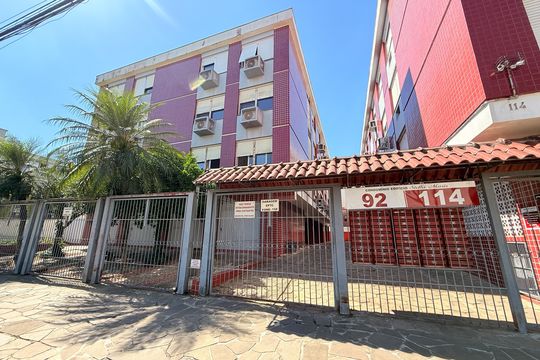 Fachada de apartamento para alugar com 3 quartos, 83m² em Jardim São Pedro, Porto Alegre