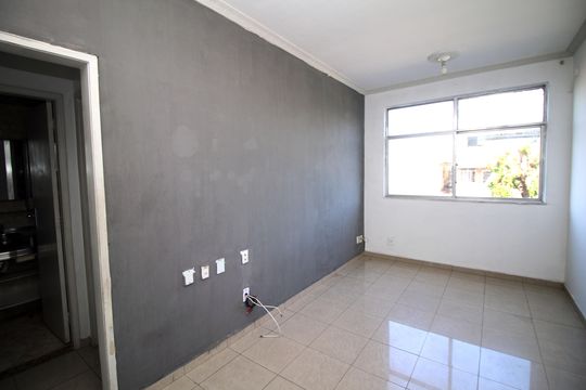 Sala de apartamento à venda com 1 quarto, 40m² em Colégio, Rio de Janeiro