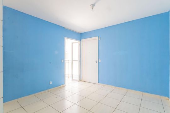 Sala de apartamento à venda com 2 quartos, 49m² em Metalúrgicos, Osasco