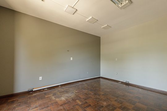suíte  de casa para alugar com 4 quartos, 240m² em Jardim Itu, Porto Alegre