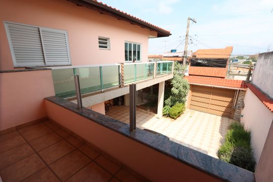 Sacada da Suíte de casa à venda com 3 quartos, 200m² em Jardim Sapopemba, São Paulo
