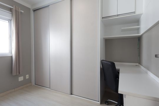 Quarto de apartamento para alugar com 2 quartos, 84m² em Vila Andrade, São Paulo