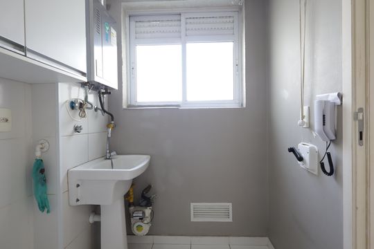 Área de Serviço de apartamento para alugar com 2 quartos, 84m² em Vila Andrade, São Paulo