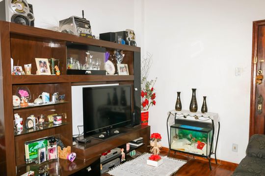 Sala de apartamento à venda com 2 quartos, 70m² em Higienópolis, Rio de Janeiro