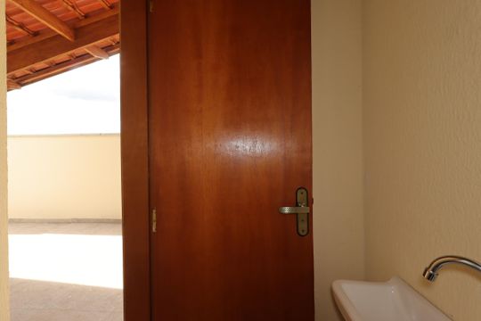 Lavabo da cobertura de apartamento para alugar com 2 quartos, 80m² em Parque Oratório, Santo André