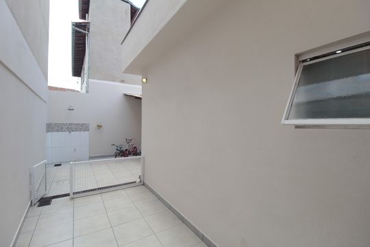 Área de Serviço de casa para alugar com 3 quartos, 200m² em Jaqueline, Belo Horizonte