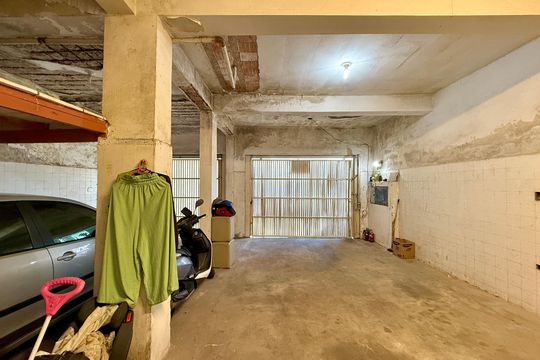 Garagem  de casa à venda com 4 quartos, 283m² em Jardim São Luís, São Paulo