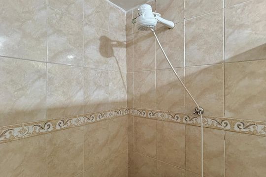 Banheiro  de casa à venda com 4 quartos, 283m² em Jardim São Luís, São Paulo