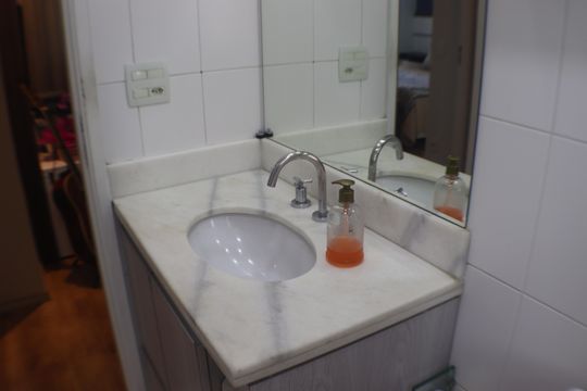 Banheiro de apartamento à venda com 2 quartos, 79m² em Jardim Iracema, Barueri