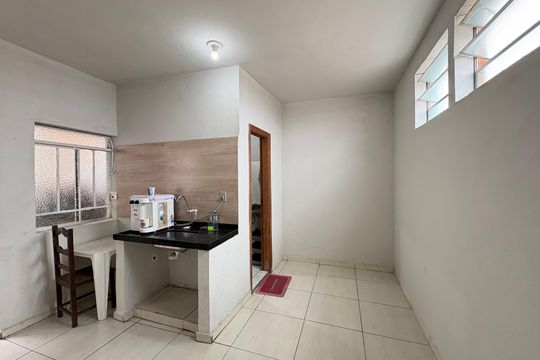 Casa para alugar com 2 quartos, 70m² em Europa, Belo Horizonte